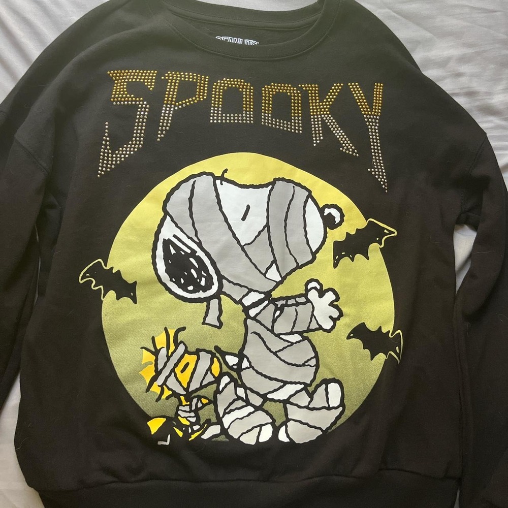 Snoopy Halloween Crewneck, Size Medium